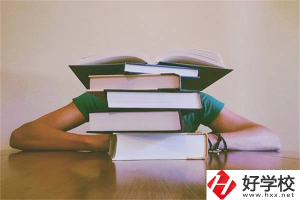 湖南參加中考對選職校的重要性，怎么才能選到好學(xué)校？