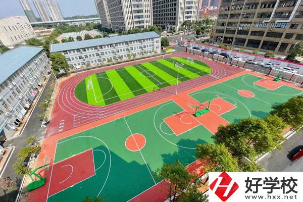 湖南托雅技工學校運動場