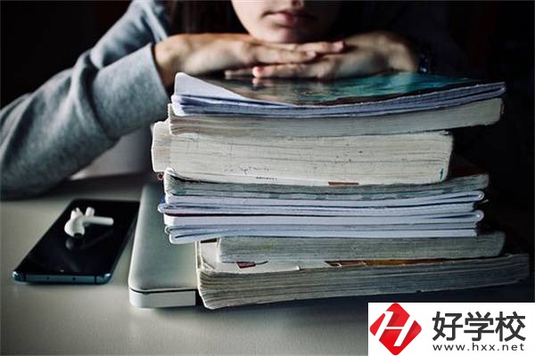 湖南初中畢業(yè)選3+2還是3+3？有五年制大專推薦嗎？