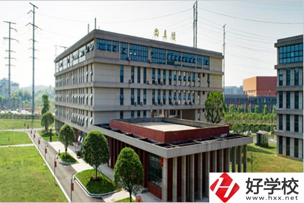 株洲市工業(yè)中等專業(yè)學(xué)校是公辦學(xué)校嗎？就業(yè)情況如何？