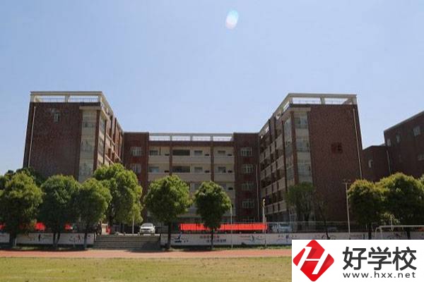 岳陽市高級技工學校開設了哪些熱門專業(yè)？