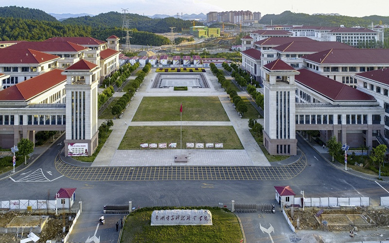 2024年樂(lè)山市醫(yī)藥科技學(xué)校有哪些專(zhuān)業(yè)